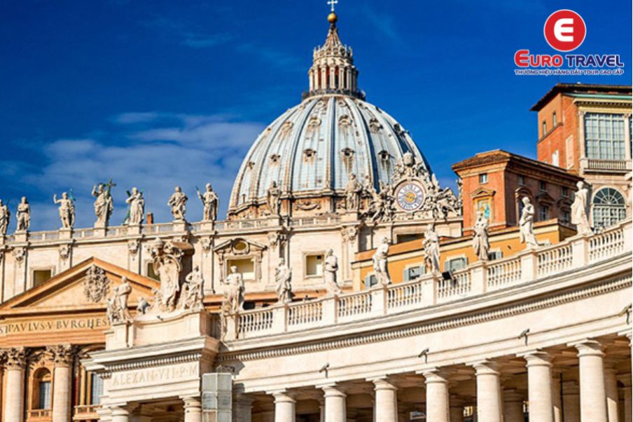 Mái vòm thánh đường Thánh Phêrô - “Nóc nhà” của Vatican