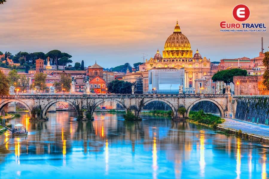 Thành phố Ý chứa đựng nhiều công trình kiến trúc nổi tiếng