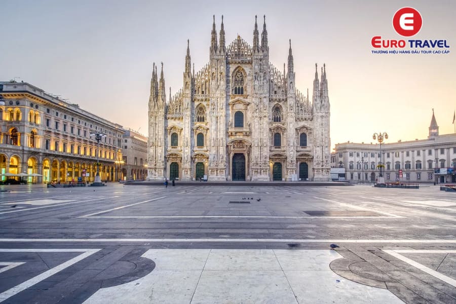 Duomo di Milano - Công trình tôn giáo nổi tiếng ở Ý