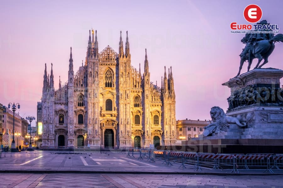 Duomo Di Milano - Nhà thờ nguy nga bậc nhất nước Ý