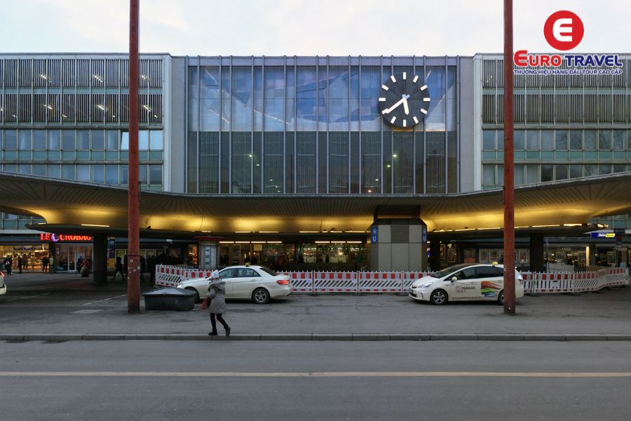 Hauptbahnhof là ga chính của thành phố Munich