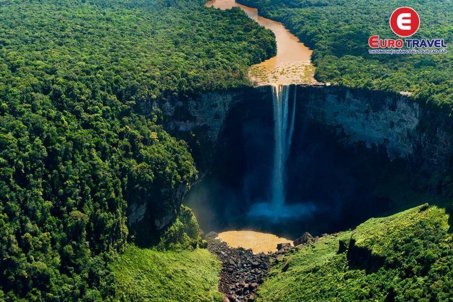 Thác Kaieteur - Ngọn thác có tốc độ dòng chảy mạnh mẽ nhất thế giới