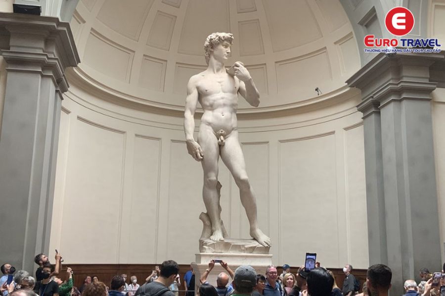 Bức tượng David tôn vinh vẻ đẹp con người