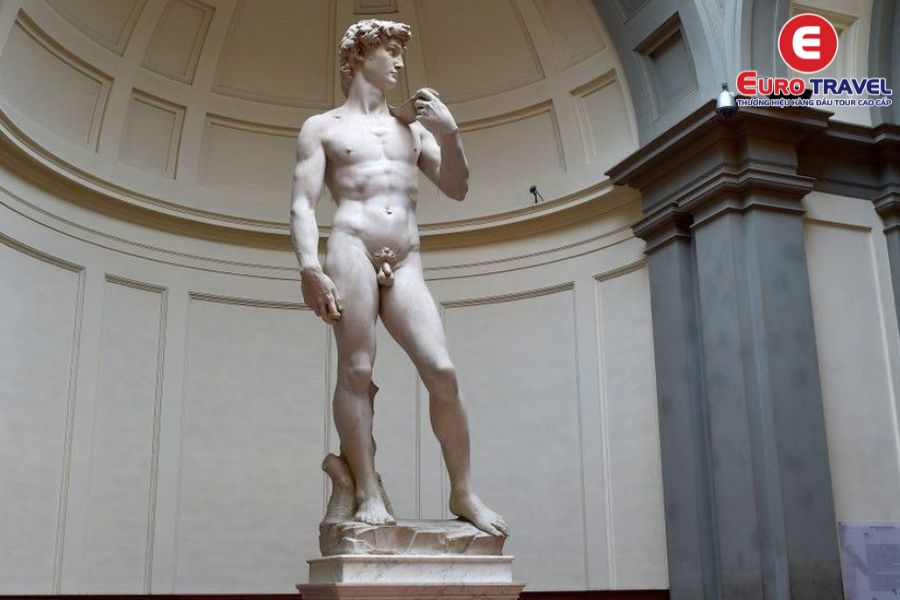 Tượng David của Michelangelo - Tác phẩm điêu khắc vĩ đại của nghệ thuật Phục Hưng
