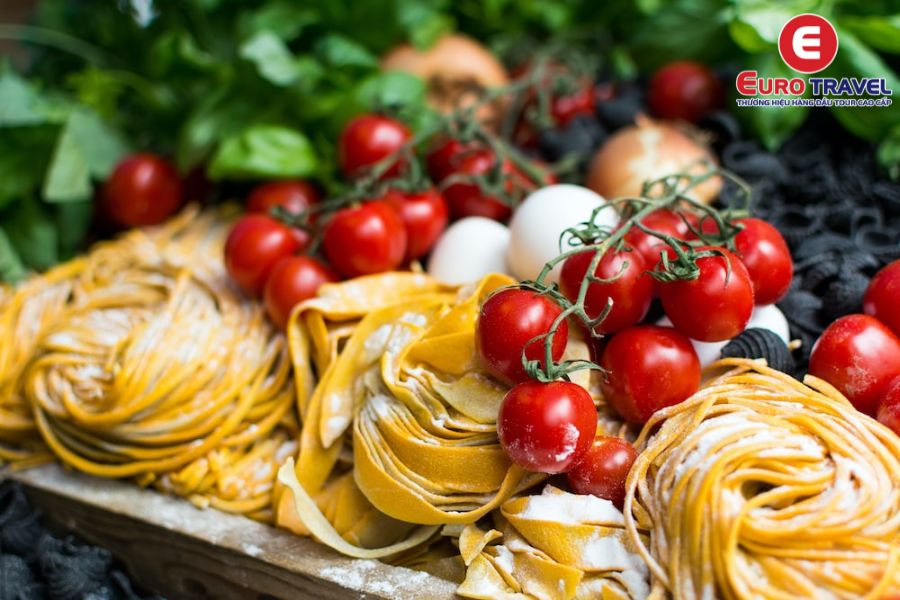 Người Ý thường tận dụng các nguyên liệu, thực phẩm địa phương