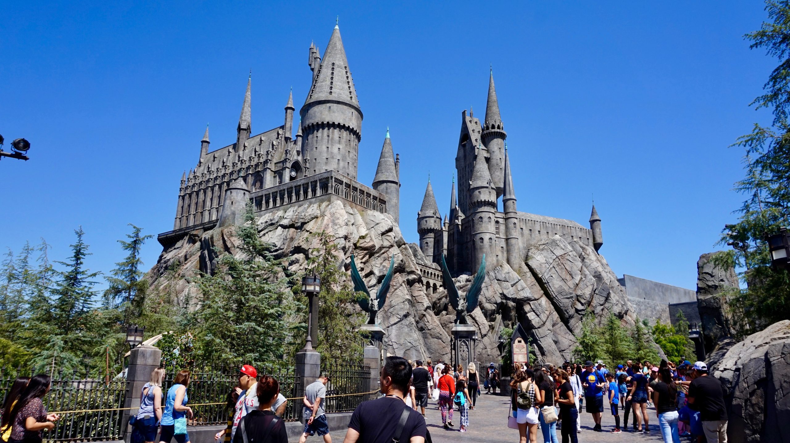 Khám phá thế giới Harry Potter huyền bí ở Universal Studios Hollywood