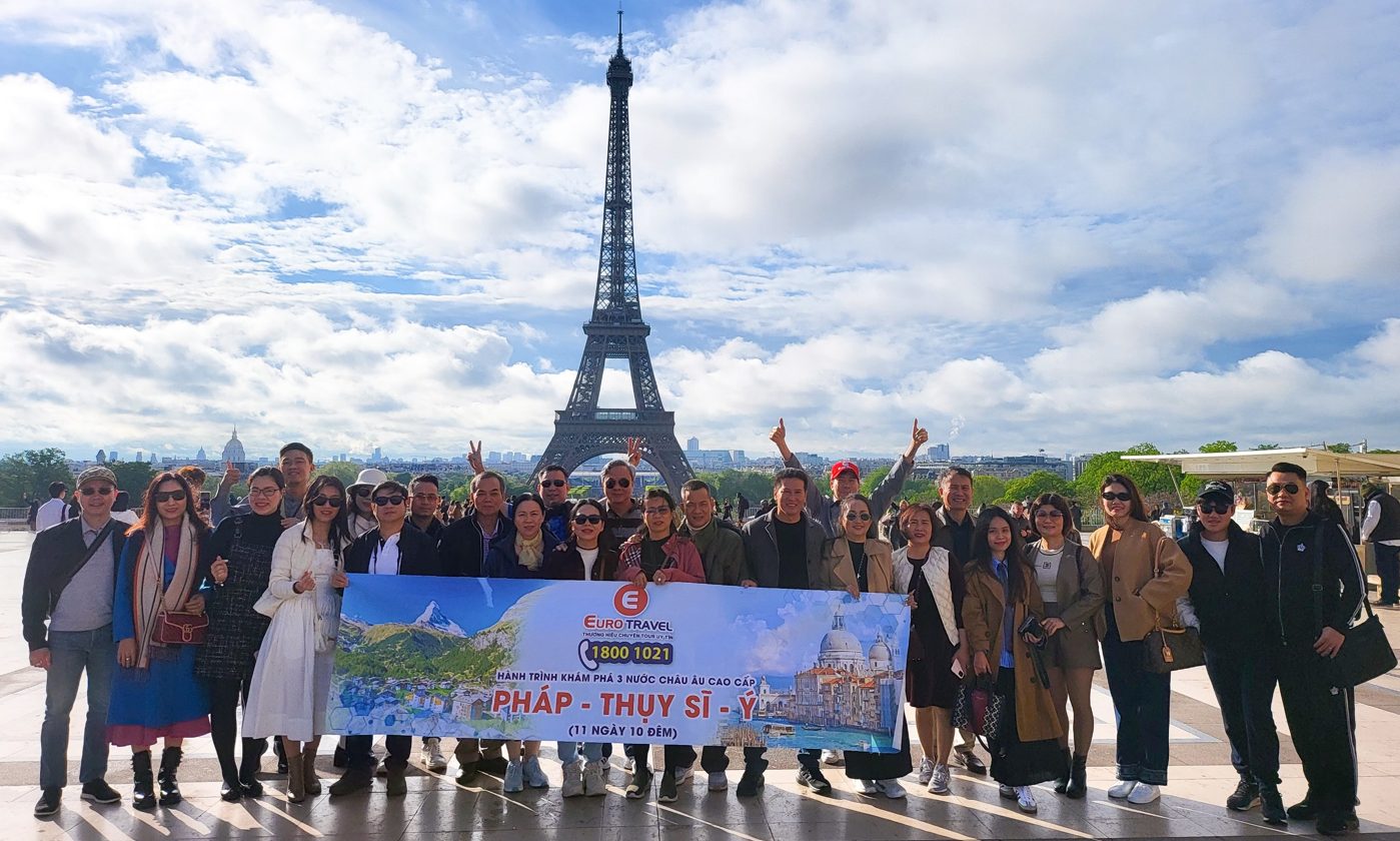 Đoàn khách Eurotravel khám phá tour 3 nước "hot" nhất Châu Âu