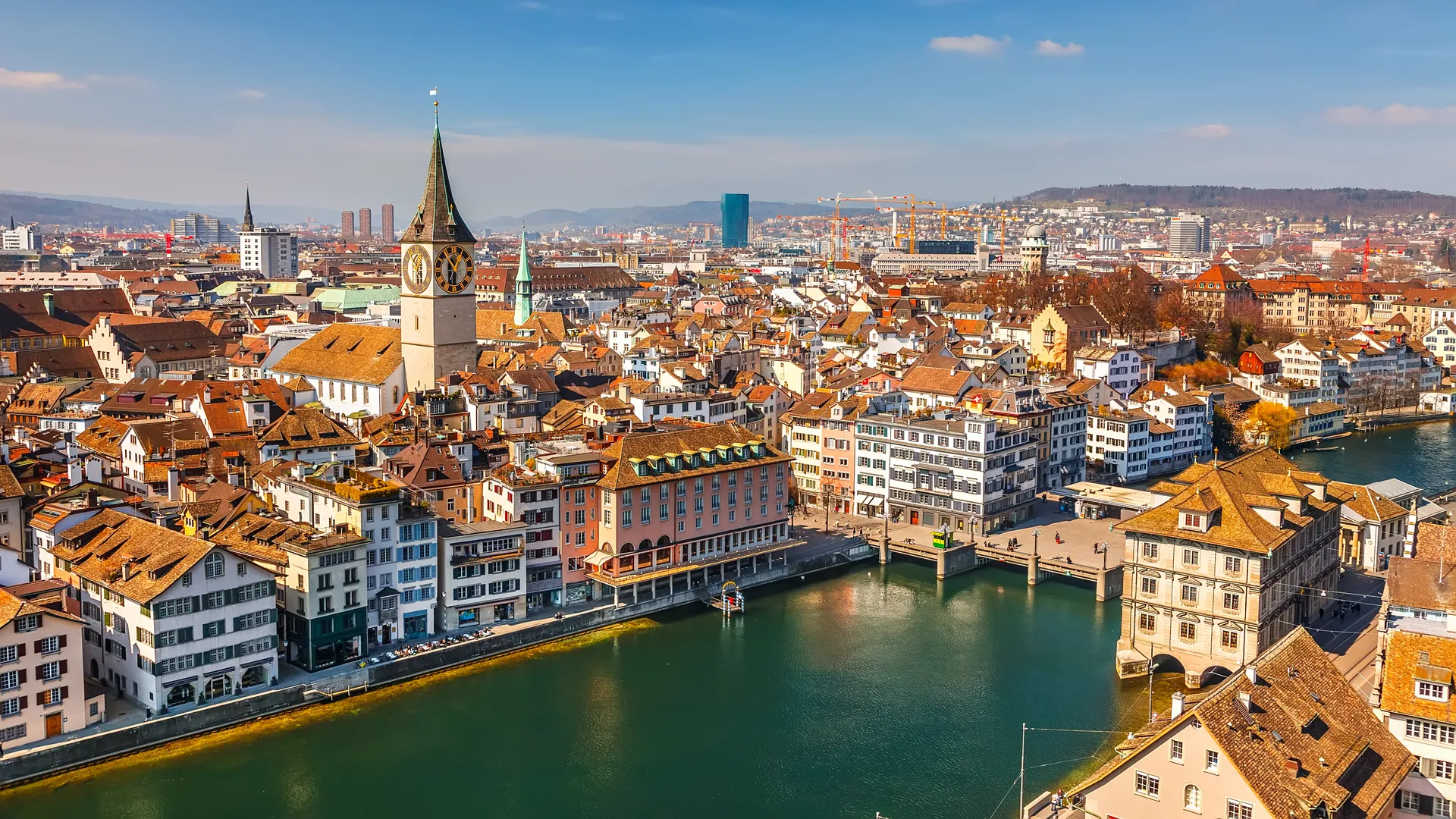 Zurich - thành phố và trung tâm tài chính lớn nhất của Thụy Sĩ