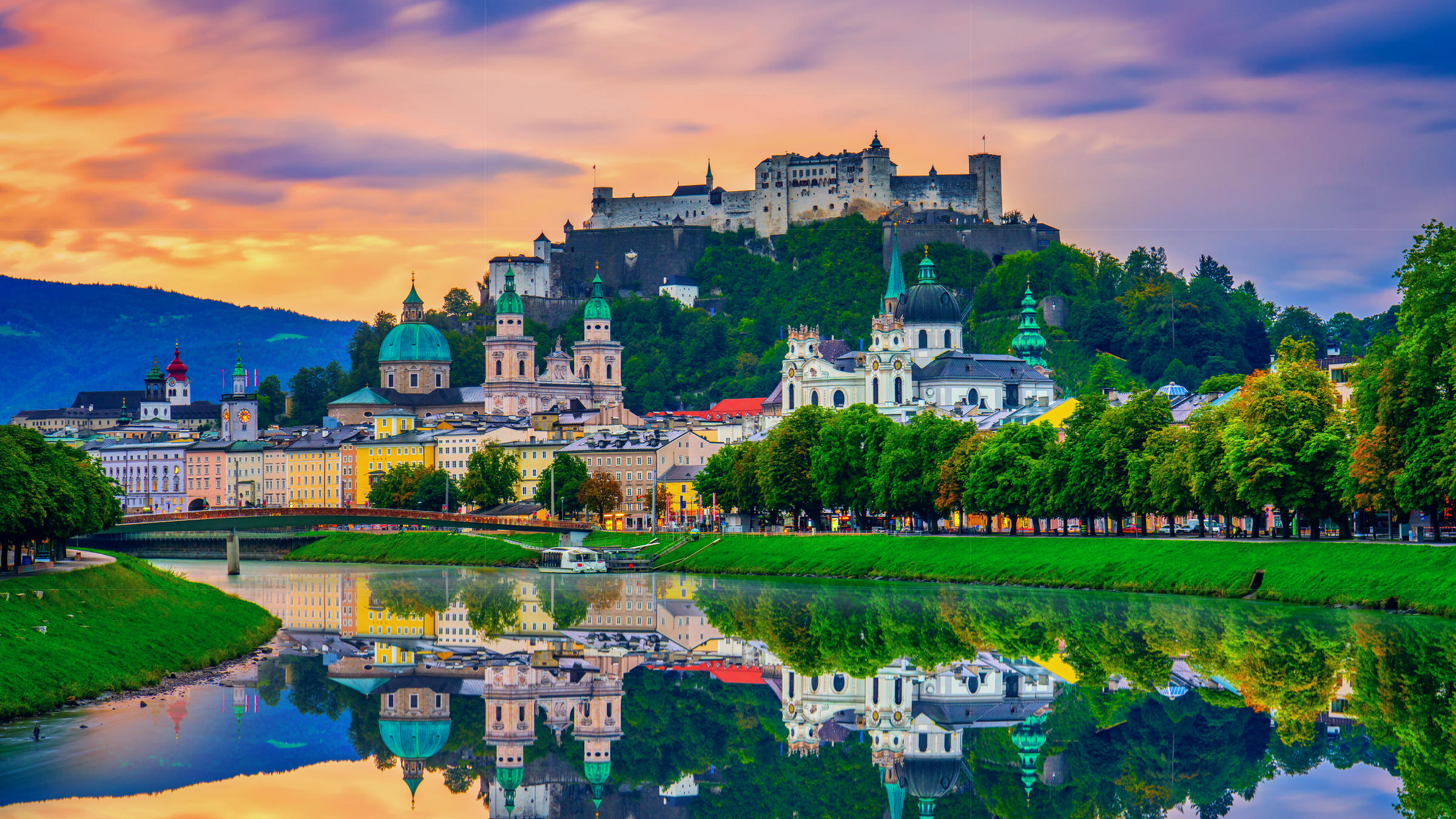 Thành phố Salzburg cổ kính tại nước Áo