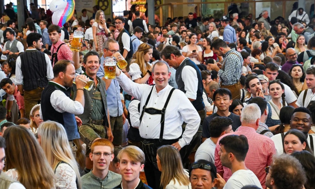 Lễ hội Oktoberfest cũng chính là lễ kỷ niệm ngày cưới của Hoàng thái tử Ludwig với Công chúa Theresa