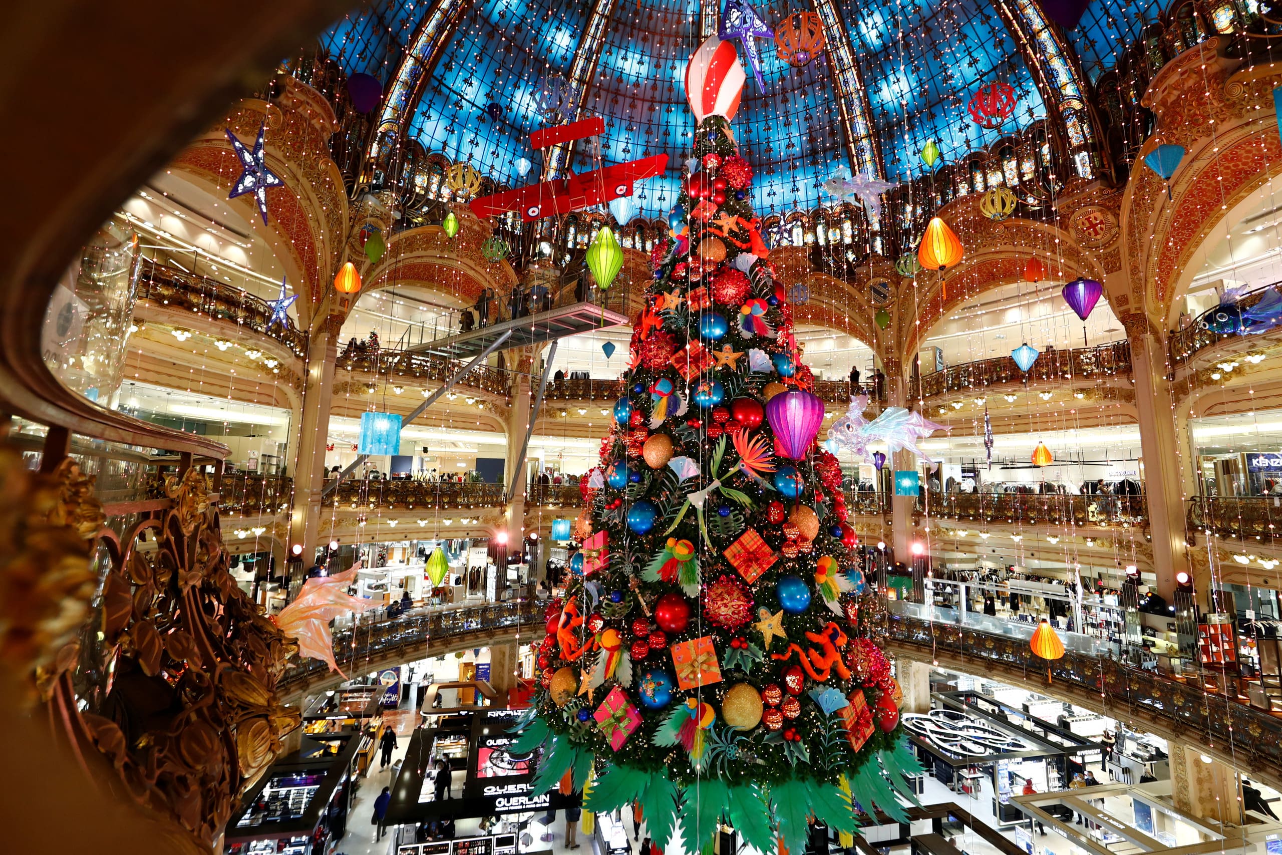 Cây thông Galeries Lafayette – Paris, Pháp